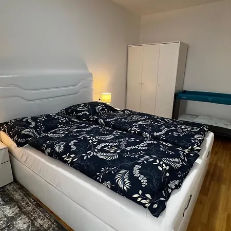 Apartment Schoene In Fuer 5 Personen Telfs