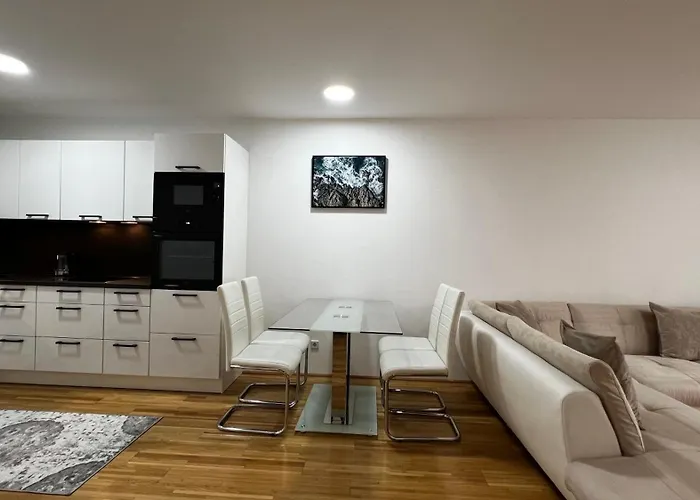 Schoene In Fuer 5 Personen شقة *